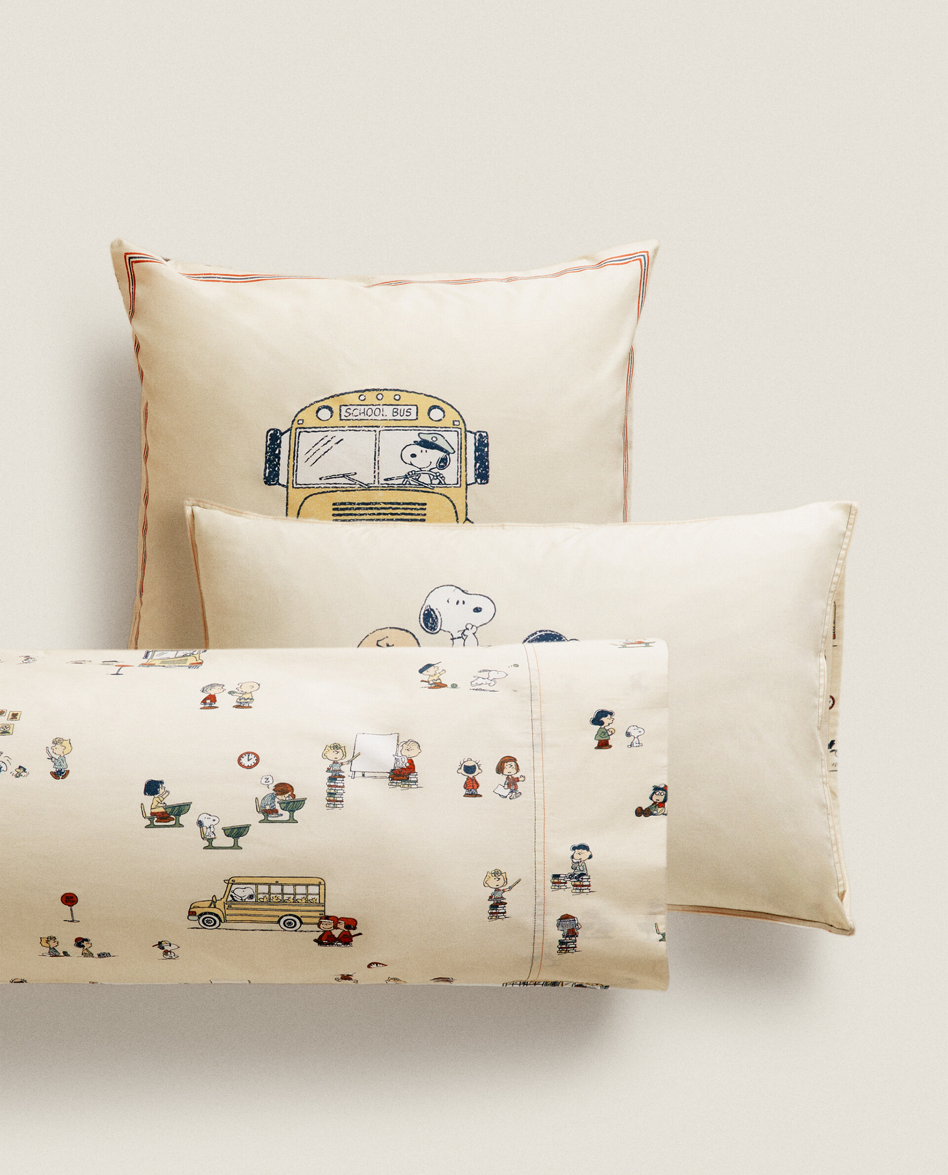 Peanuts pillowcase 2024