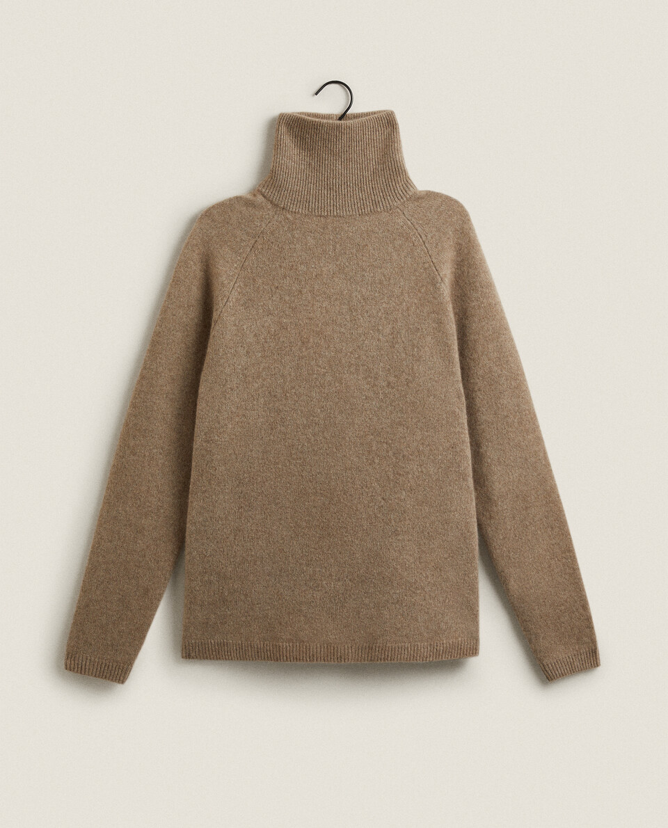 KASHMIRVILLAINEN NEULEPUSERO POOLOKAULUKSELLA Zara Home Suomi / Finland