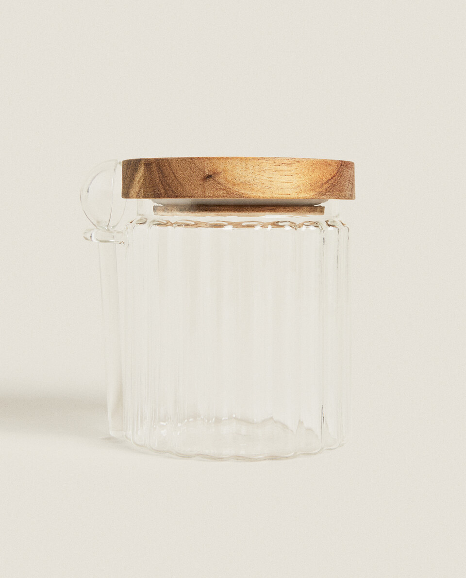 硼矽玻璃和木製糖罐