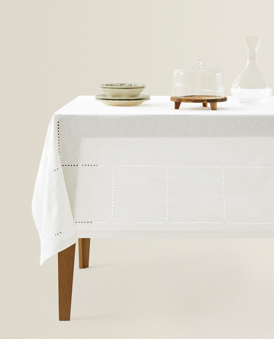 EMBROIDERED LINEN BLEND TABLECLOTH