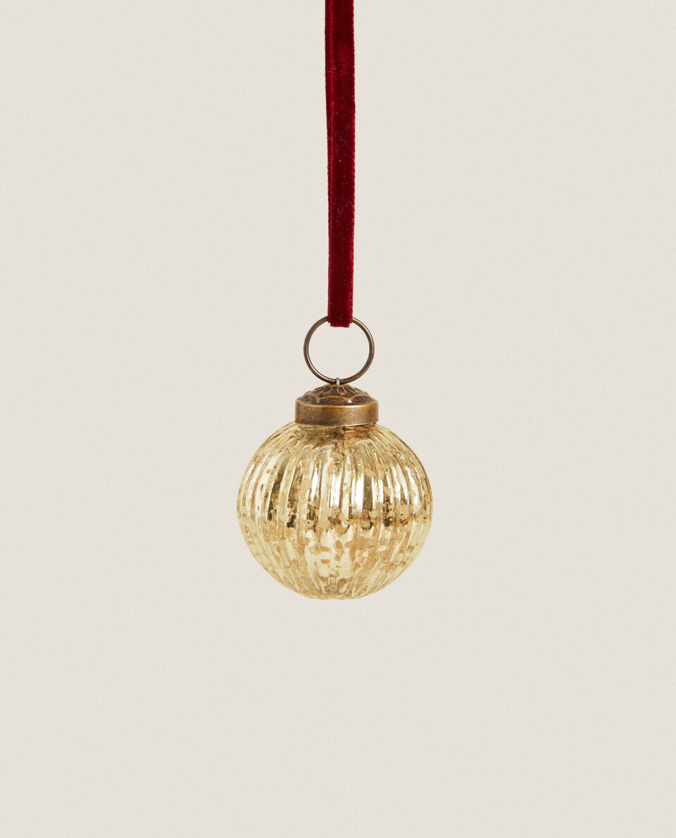 STRIPED CHRISTMAS BAUBLE DECORATION