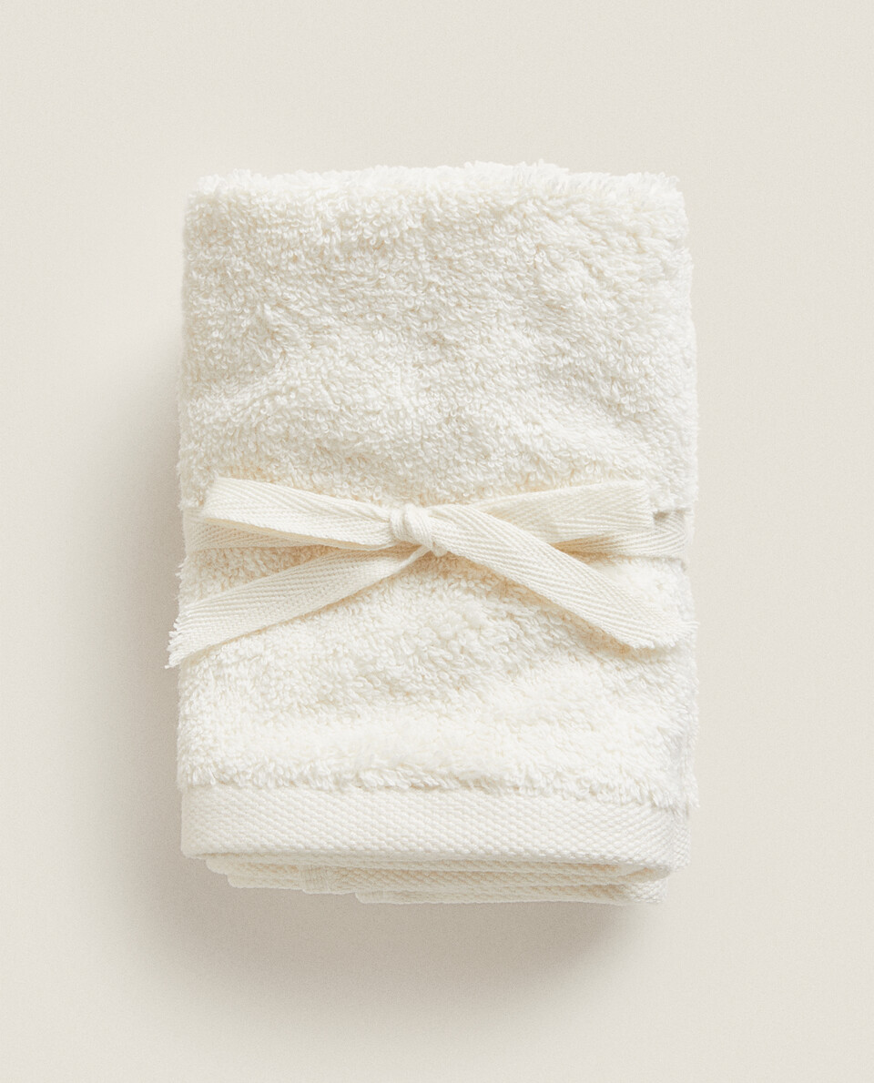 (PACK OF 3) COTTON TOWELS