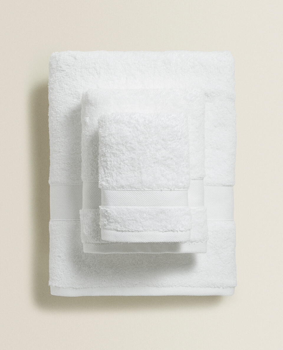 PREMIUM COTTON TOWEL