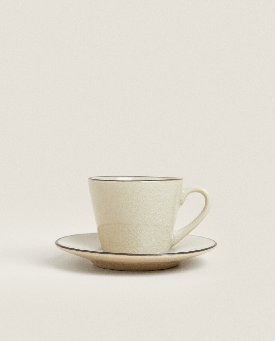 STONEWARE COFFEE CUP WITH RIM DETAIL