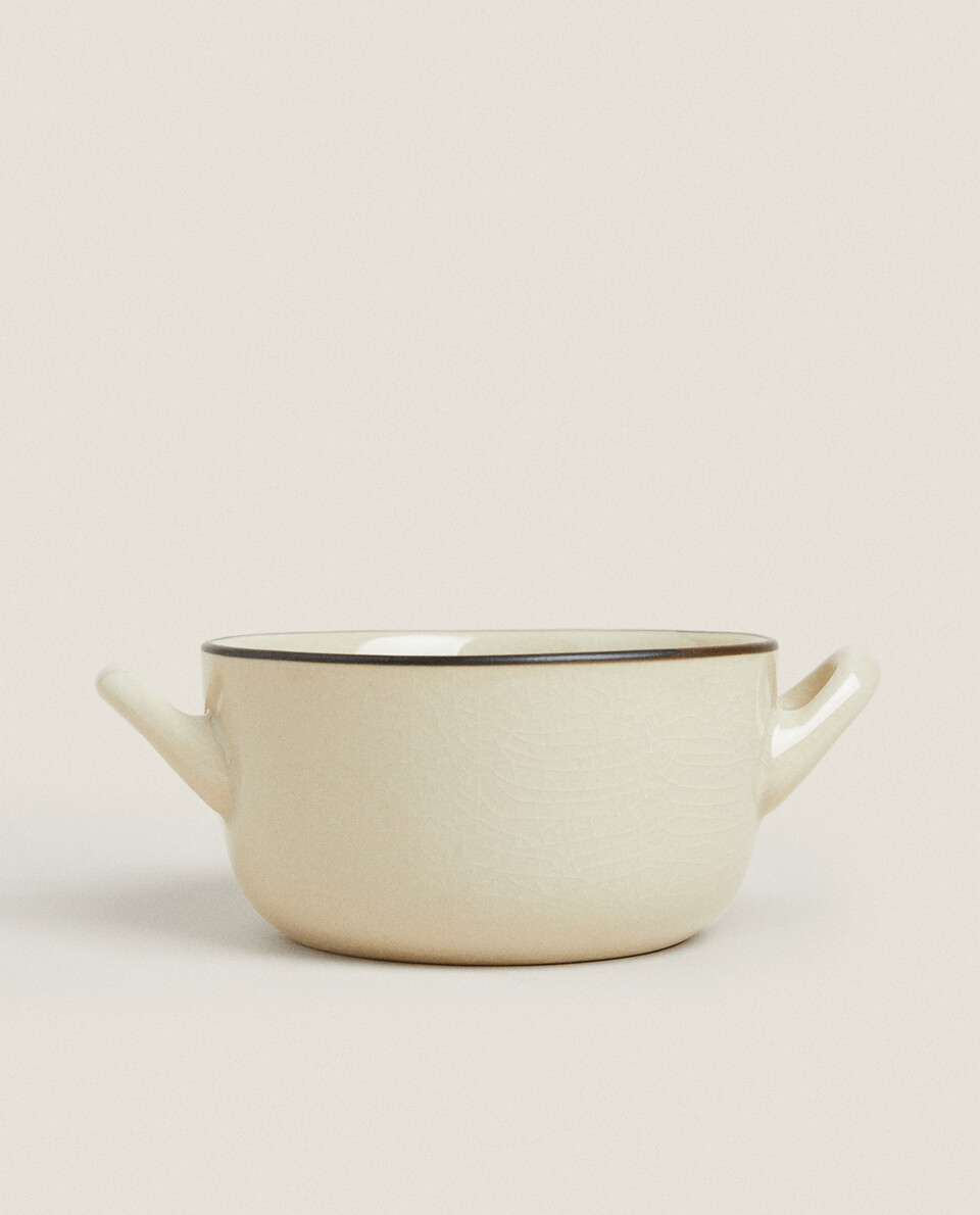 STONEWARE CONSOMME BOWL WITH RIM DETAIL