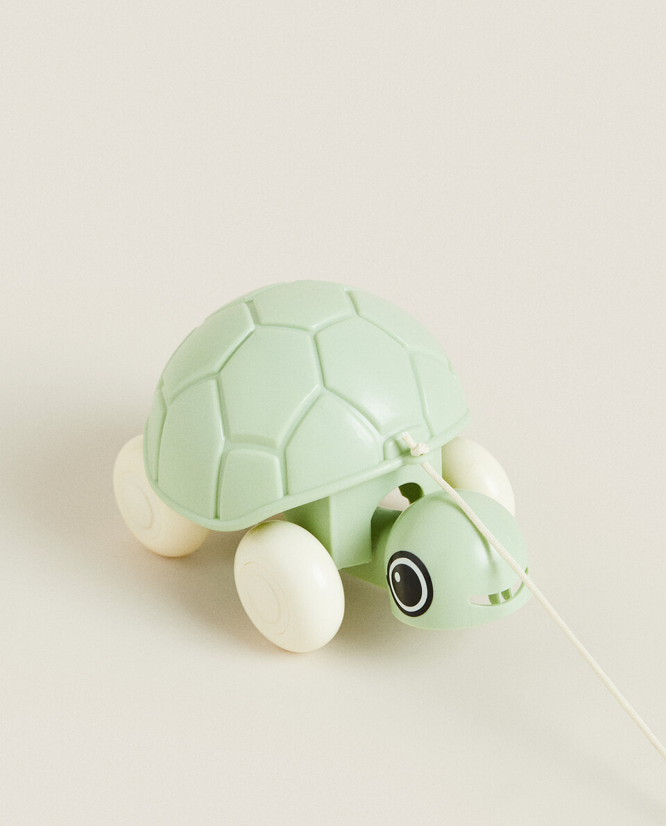 TURTLE TOY WITH WHEELS