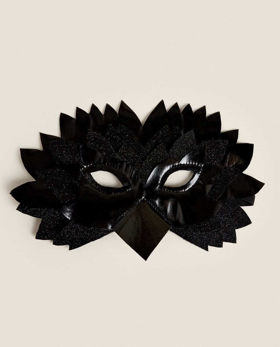 KIDS’ HALLOWEEN CROW MASK
