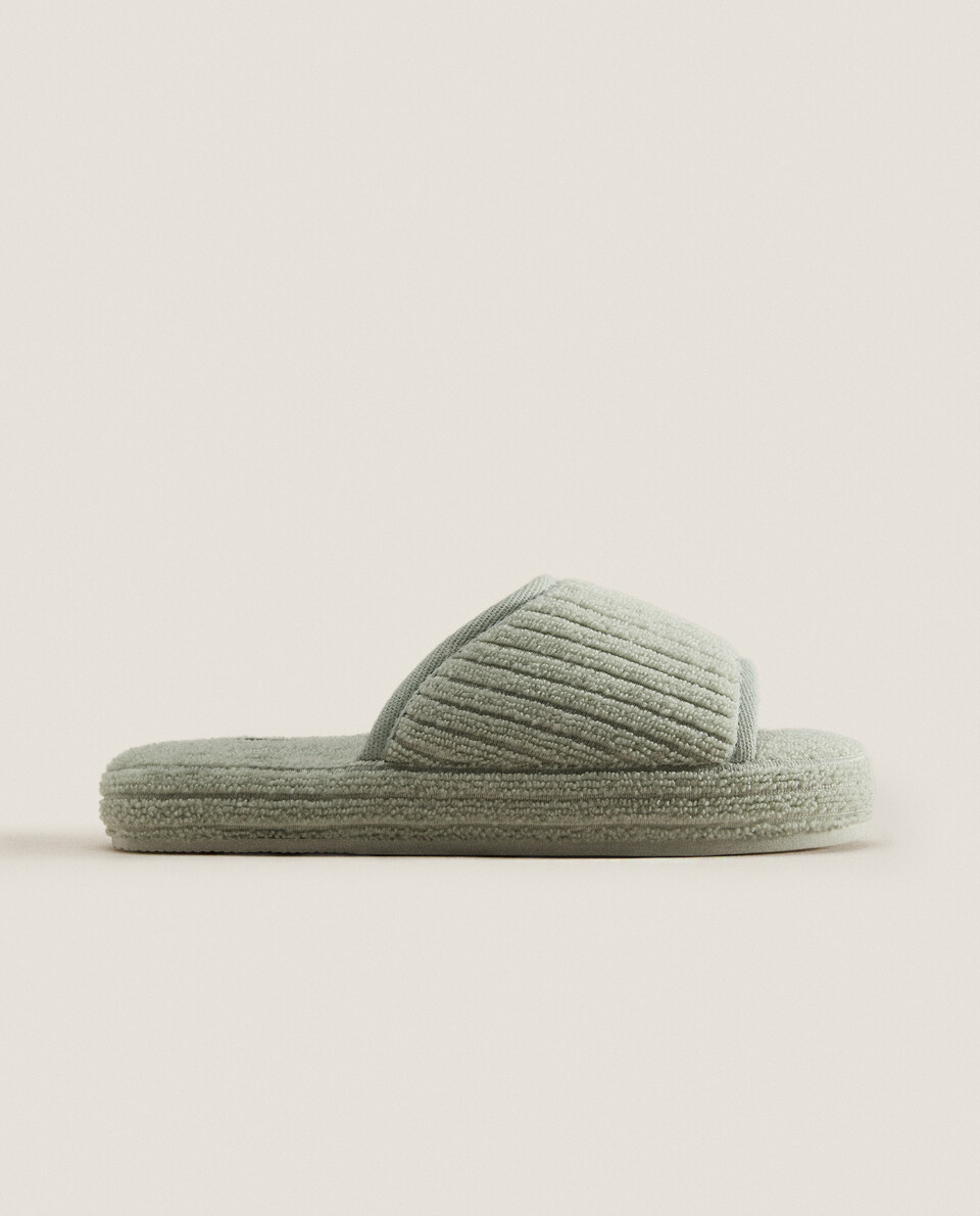 OPEN TERRY SLIPPERS