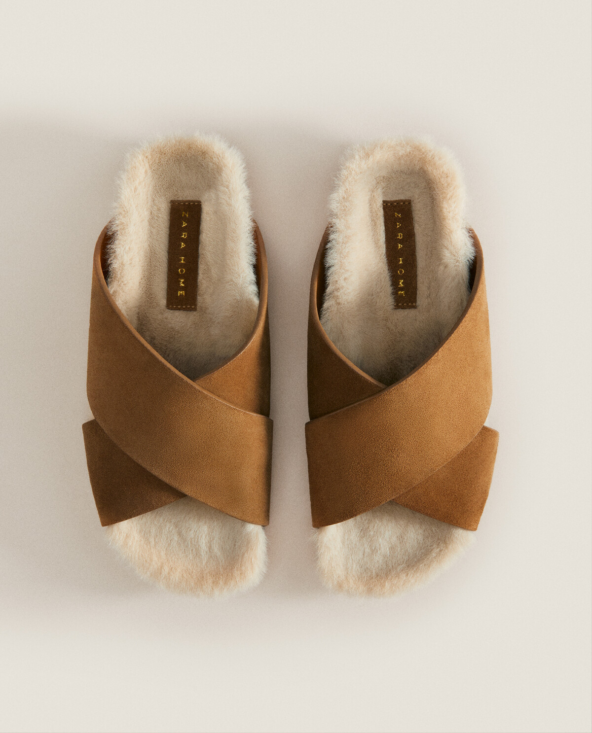LEATHER CROSSOVER SANDAL STYLE SLIPPERS WITH FAUX FUR LINING Zara Home North Macedonia