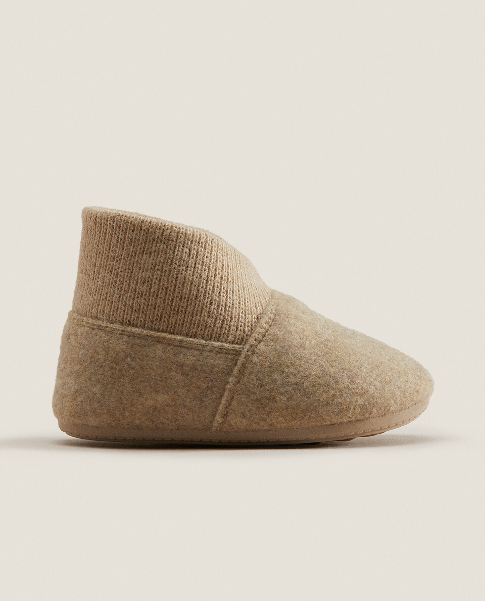 Chaussons montants