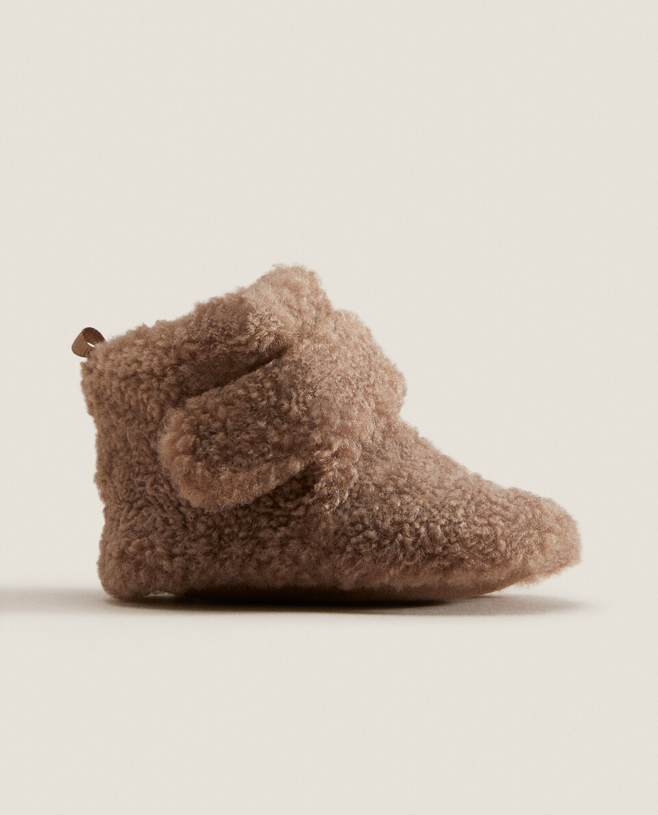 FAUX SHEARLING BOOT SLIPPERS