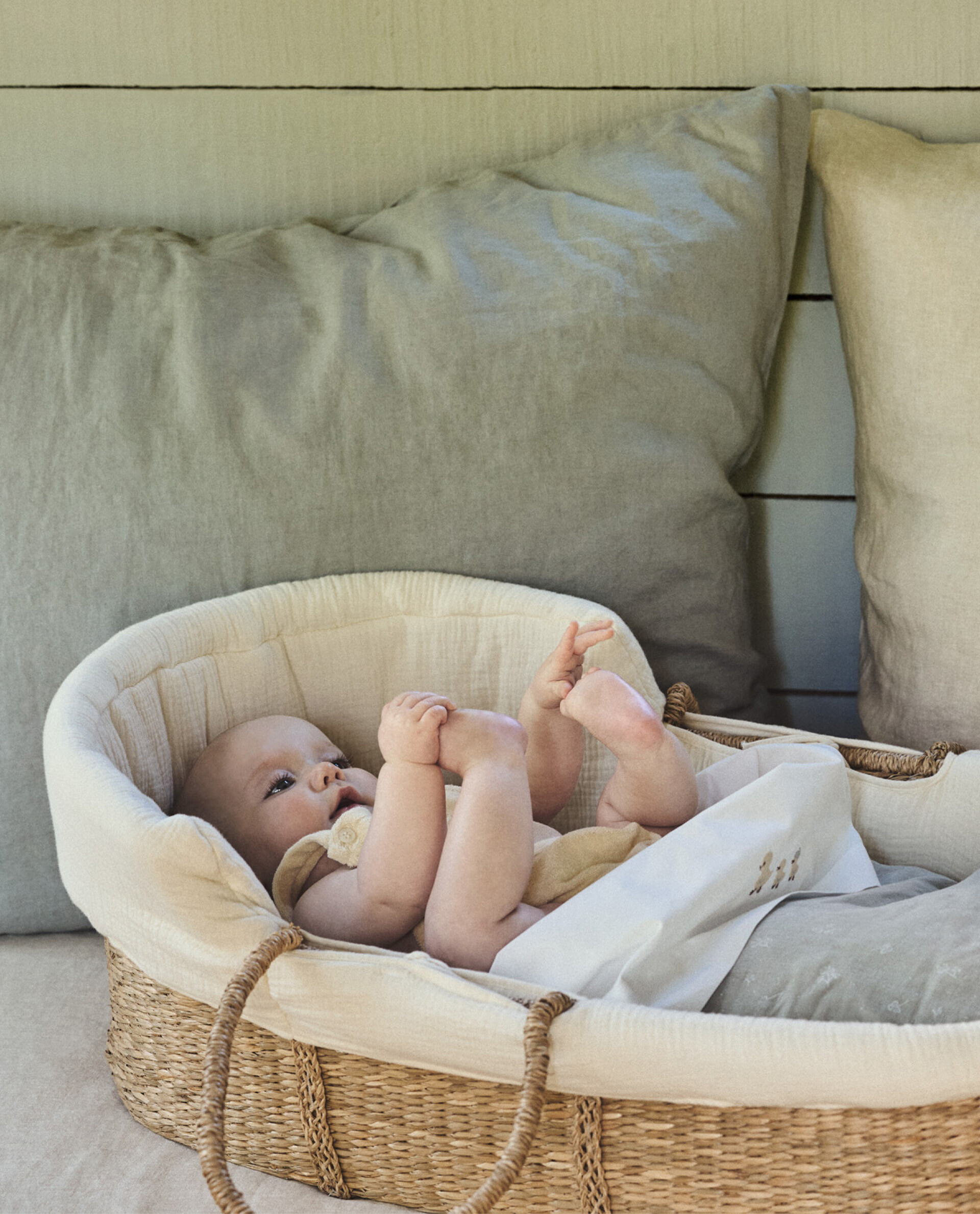 Zara home hotsell moses basket