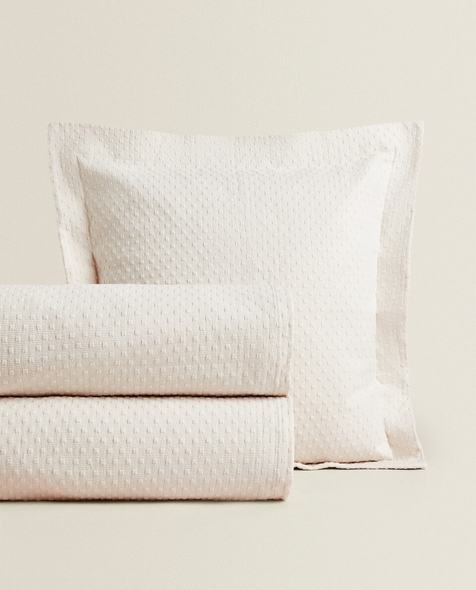 neumático Moral Circular Colchas de cama | Zara Home Nueva Colección