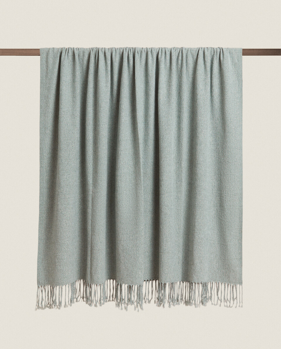 CHENILLE BLANKET