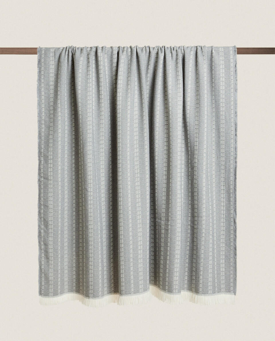 KNIT BLANKET WITH SEAM DETAIL Zara Home United Kingdom
