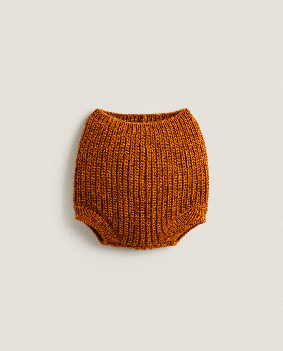 KNIT BLOOMERS