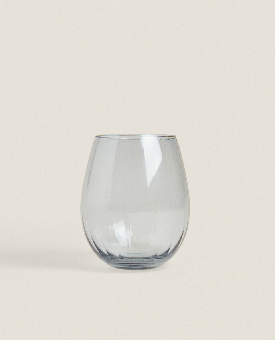COLOURED GLASS TUMBLER WITH RAISED DESIGN