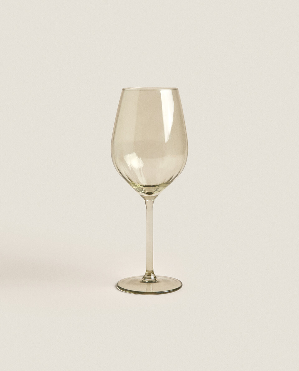 COLOURED WINE GLASS WITH RAISED DESIGN