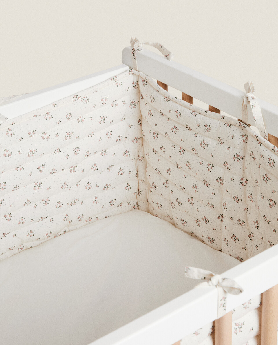 COT BUMPER COVER WITH FLORAL PRINT