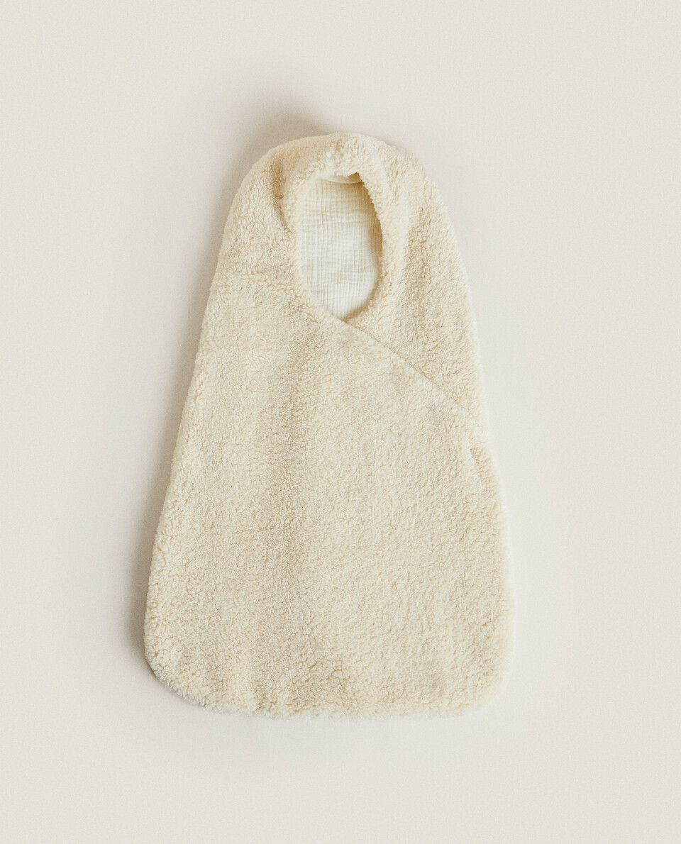 FAUX SHEARLING CARRYCOT BABY WRAP