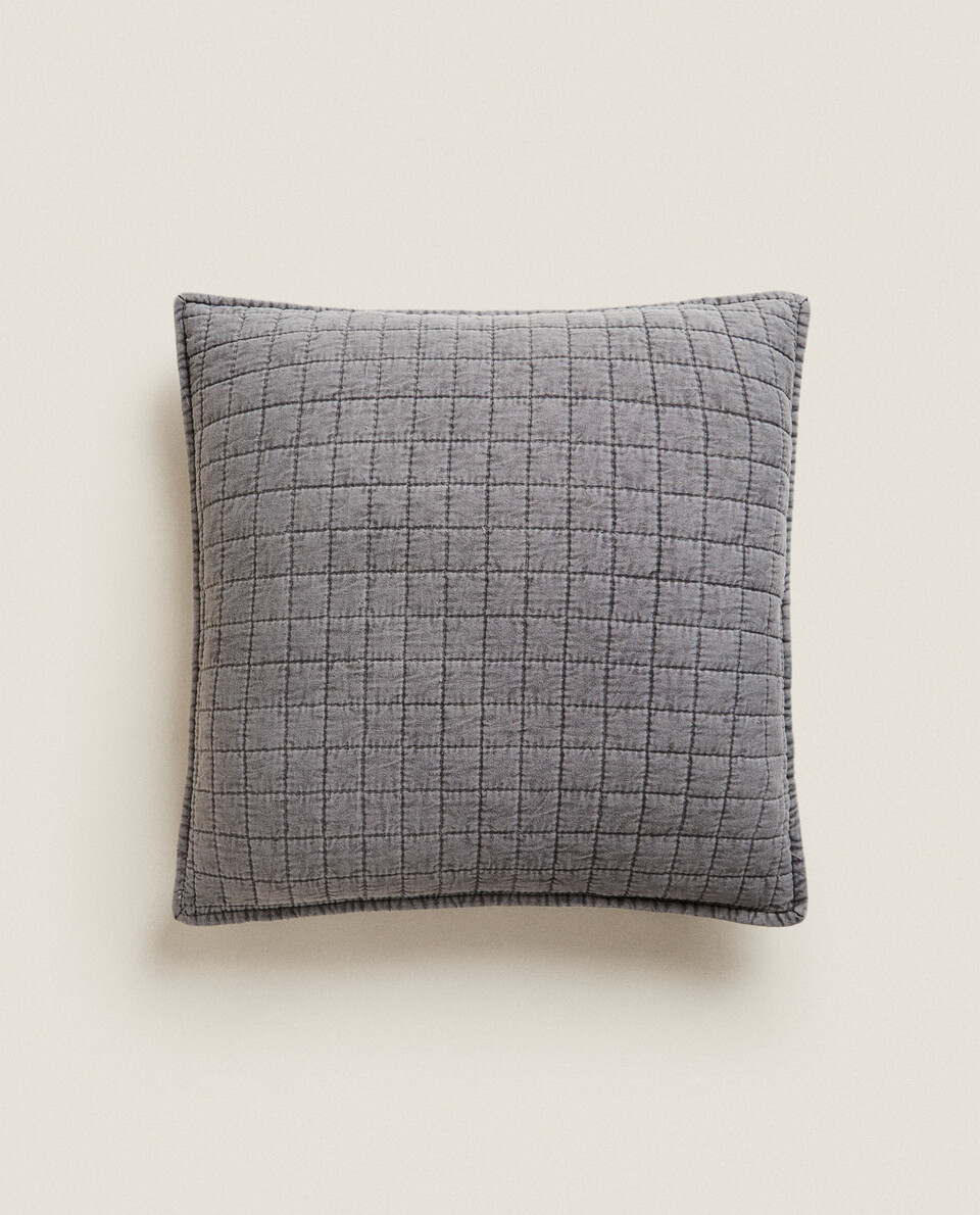STRIPED MICROFIBRE CUSHION COVER