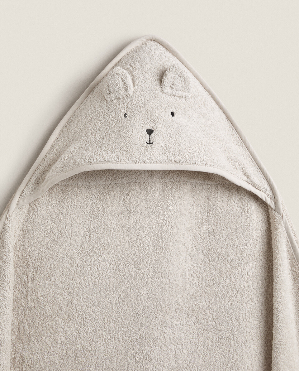 HOODED TOWEL WITH EARS