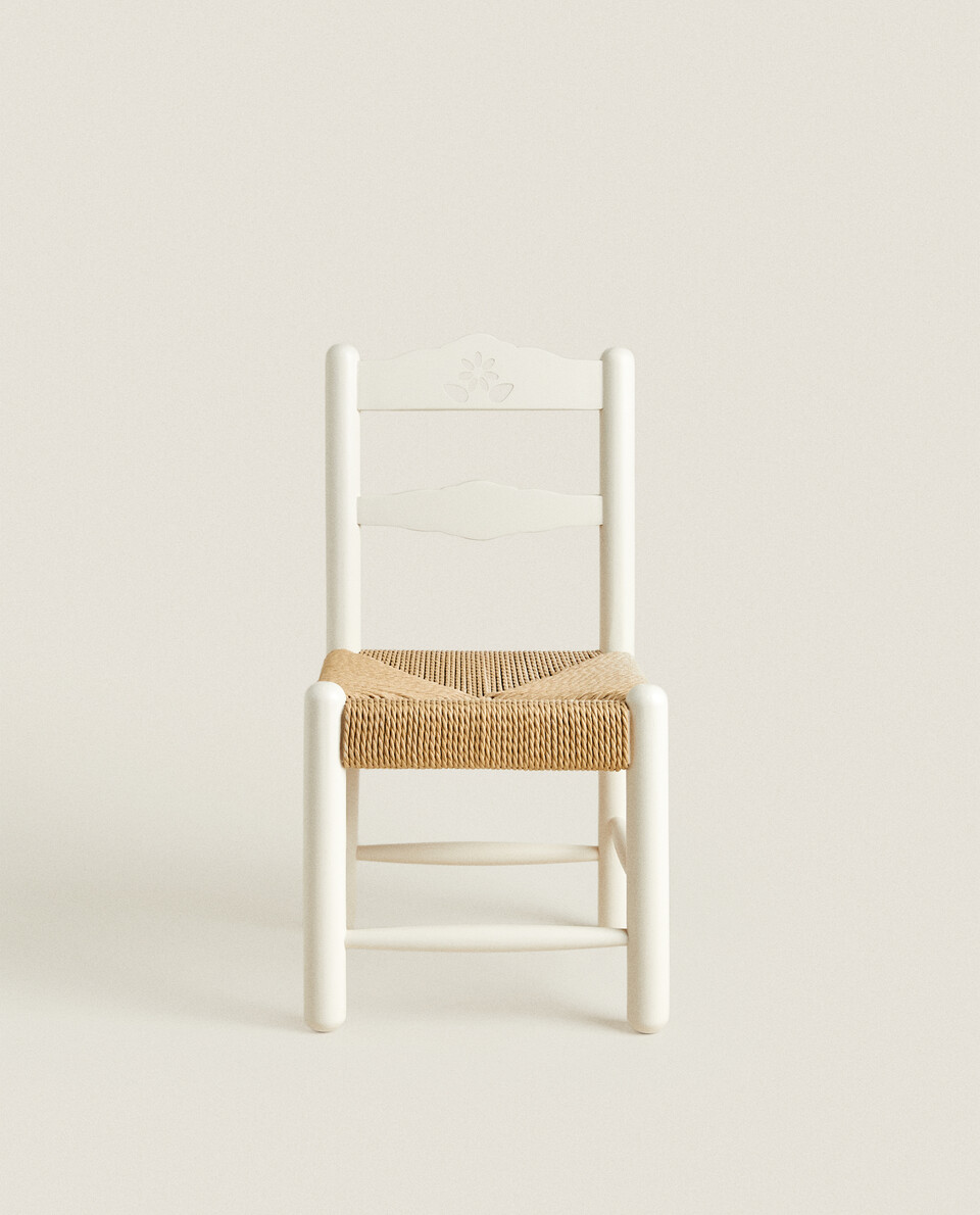 FLORAL WOODEN CHAIR