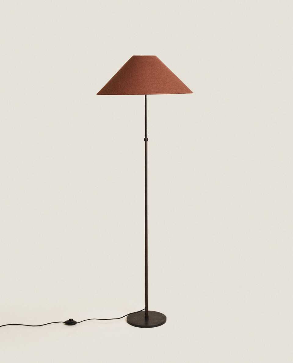 ADJUSTABLE FLOOR LAMP WITH LINEN LAMPSHADE