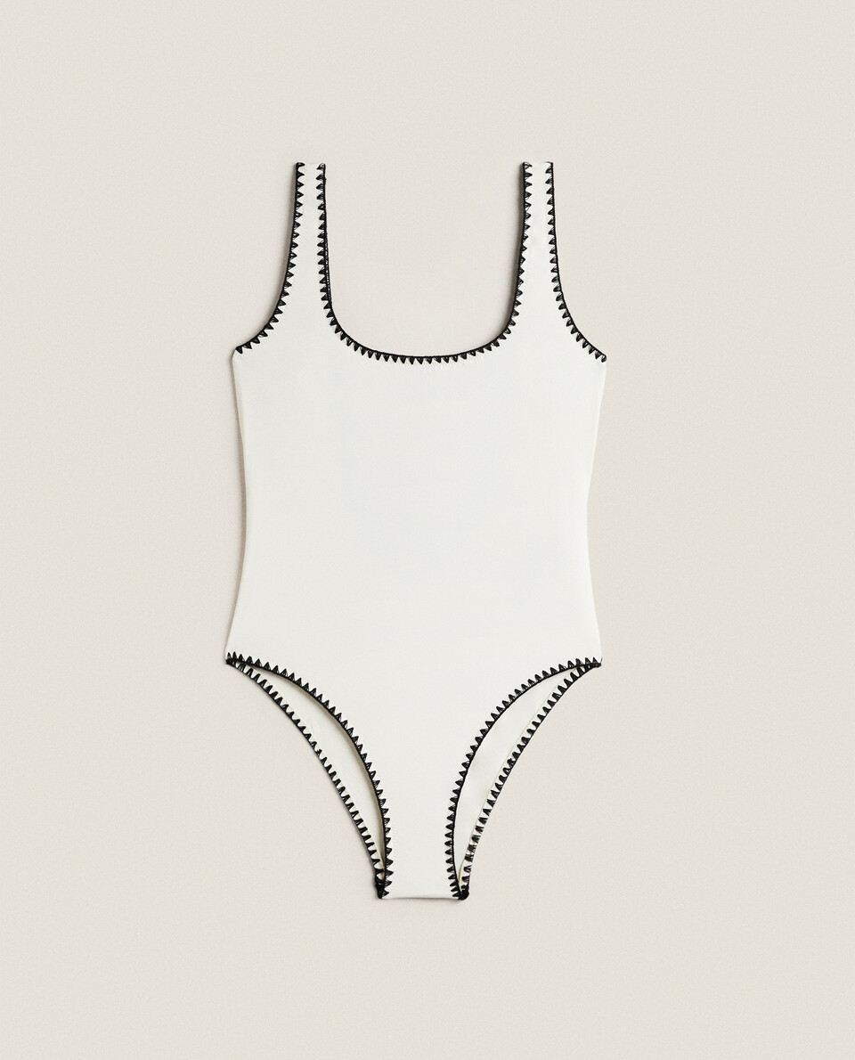 SWIMSUIT WITH STRIPED EDGE