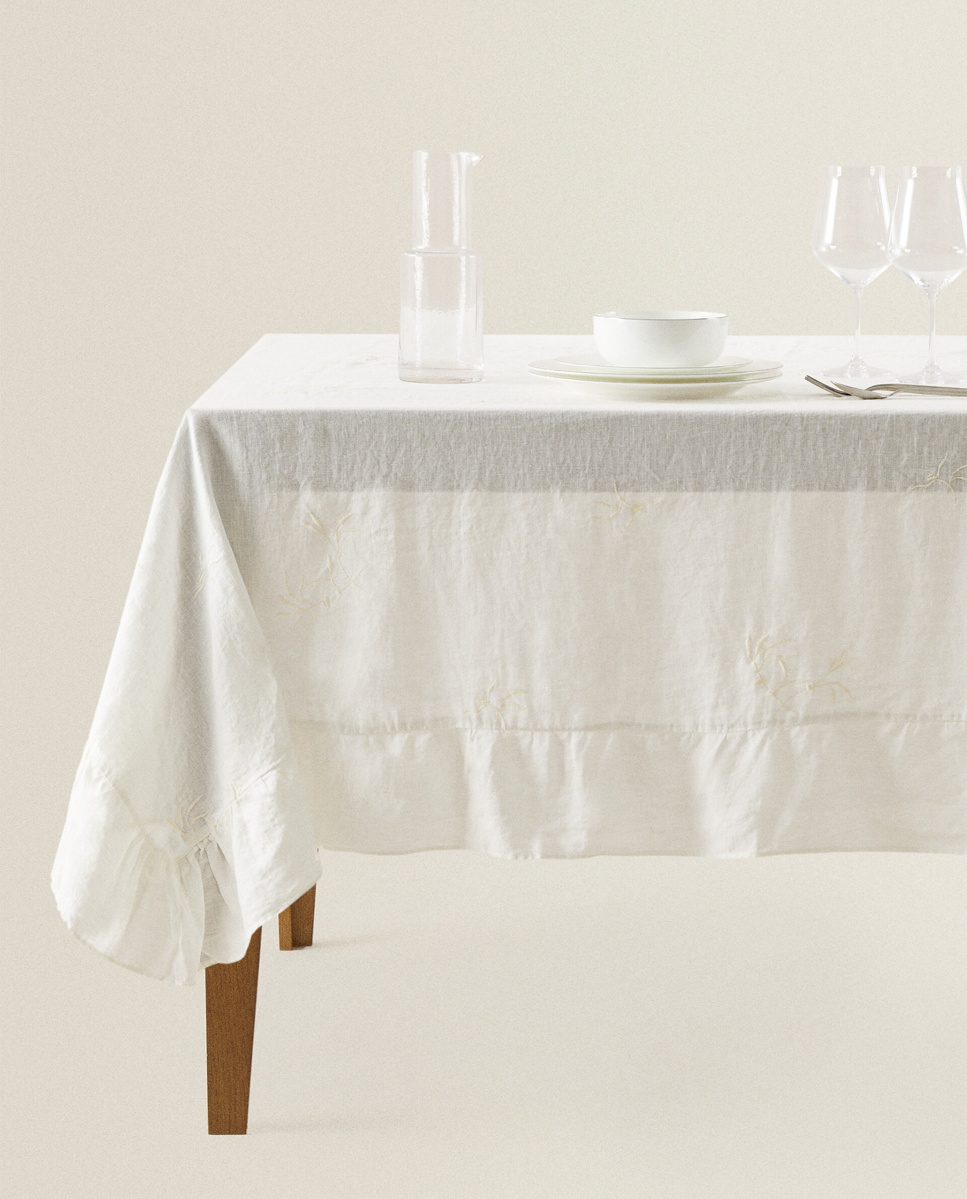 ruffled tablecloth