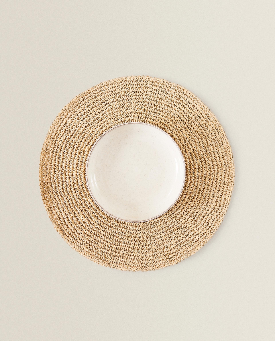 ROUND PAPER PLACEMAT