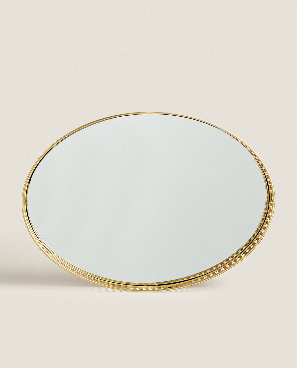 OVAL TRAY WITH METAL BORDER