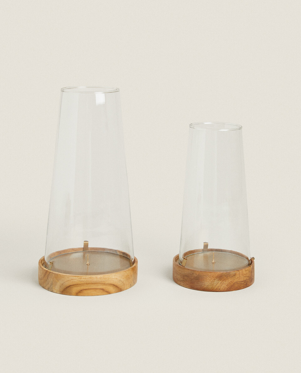 GLASS LANTERN WITH WOODEN BASE
