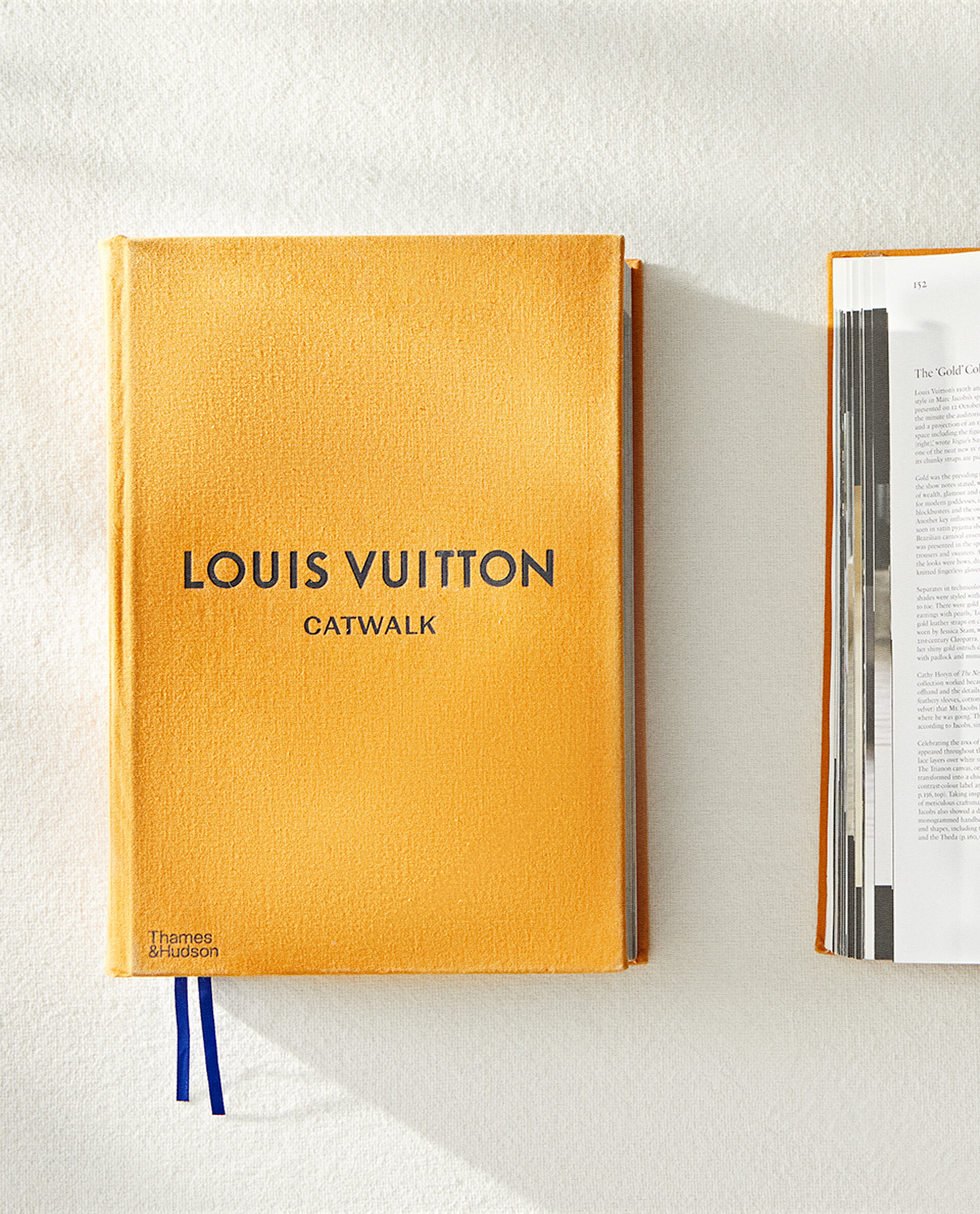 louis vuitton cat walk book