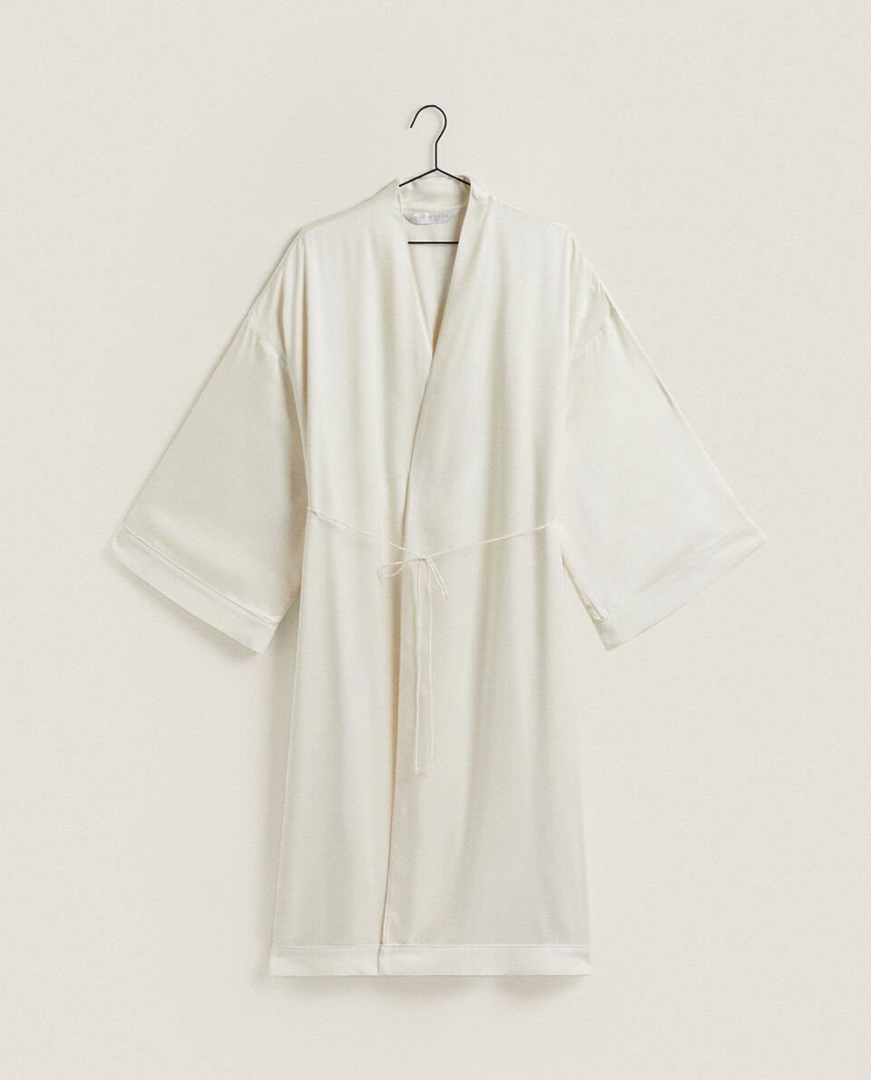 100% MULBERRY SILK DRESSING GOWN