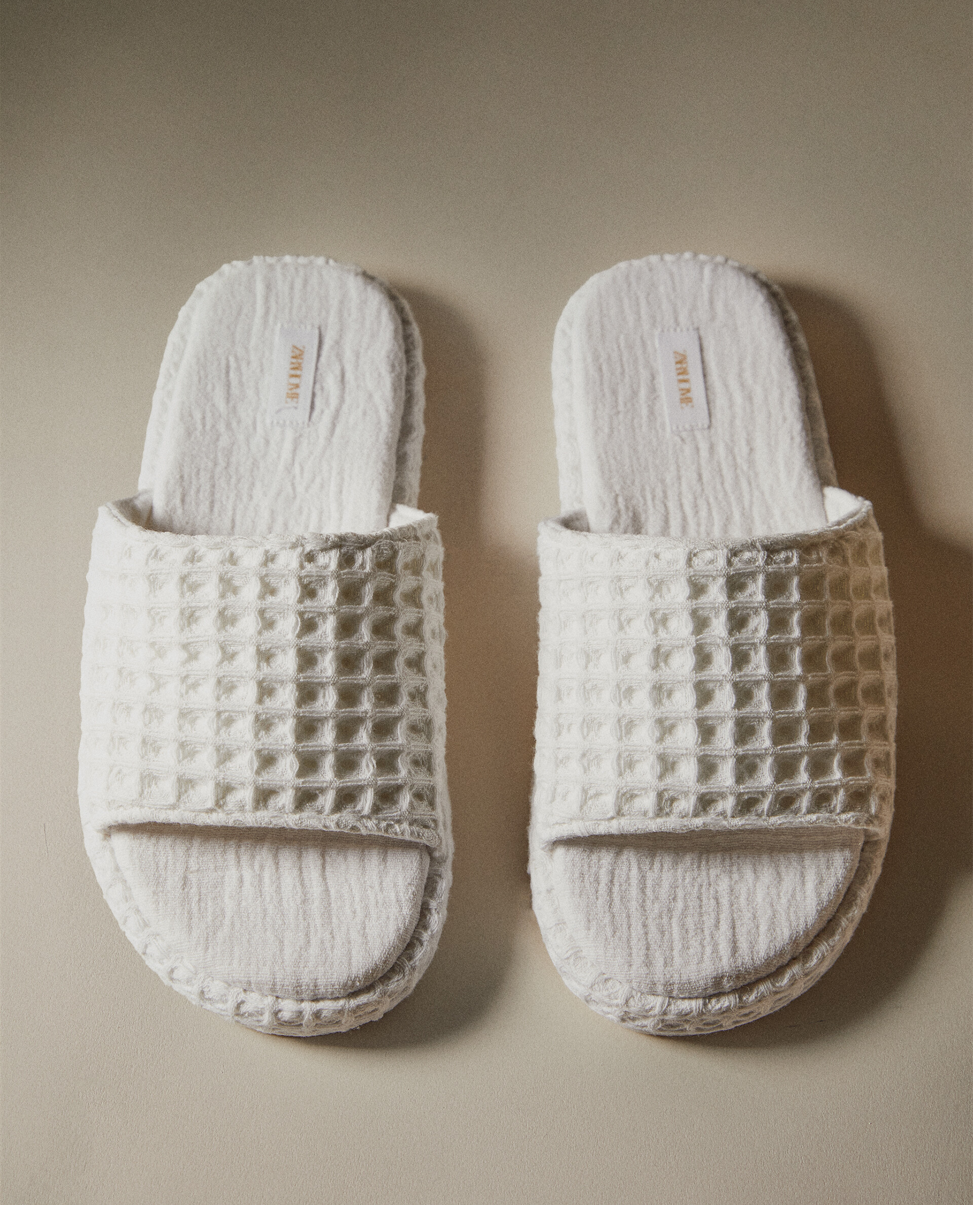 Platform house slippers top