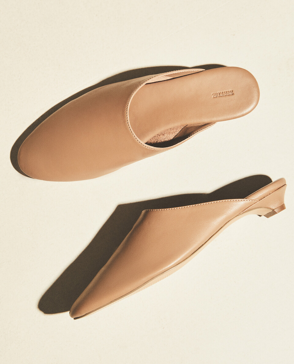 HEELED LEATHER MULES
