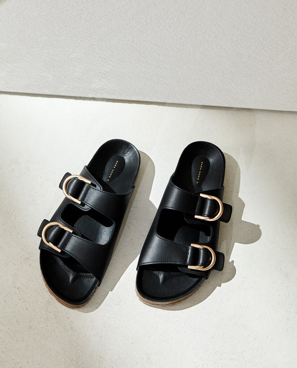 バックル フラット レザー サンダル