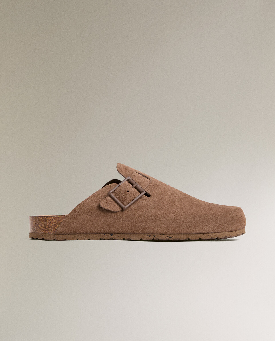 Flat clog hotsell
