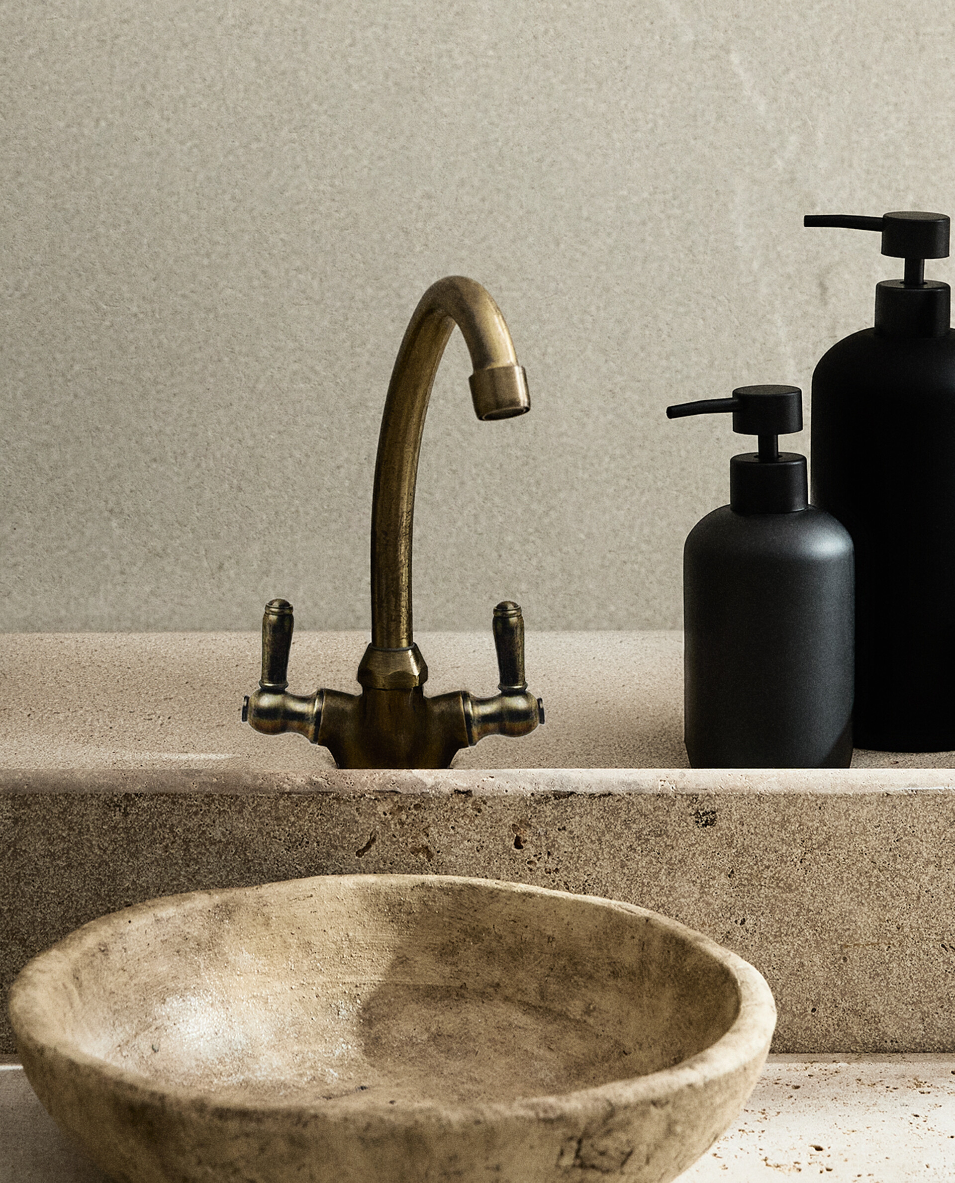 RESIN BATHROOM SET Bathroom sets BATHROOM ACCESSORIES BATHROOM
