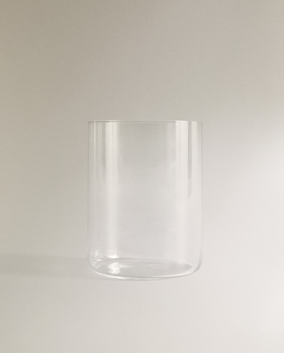 Straight crystalline tumbler