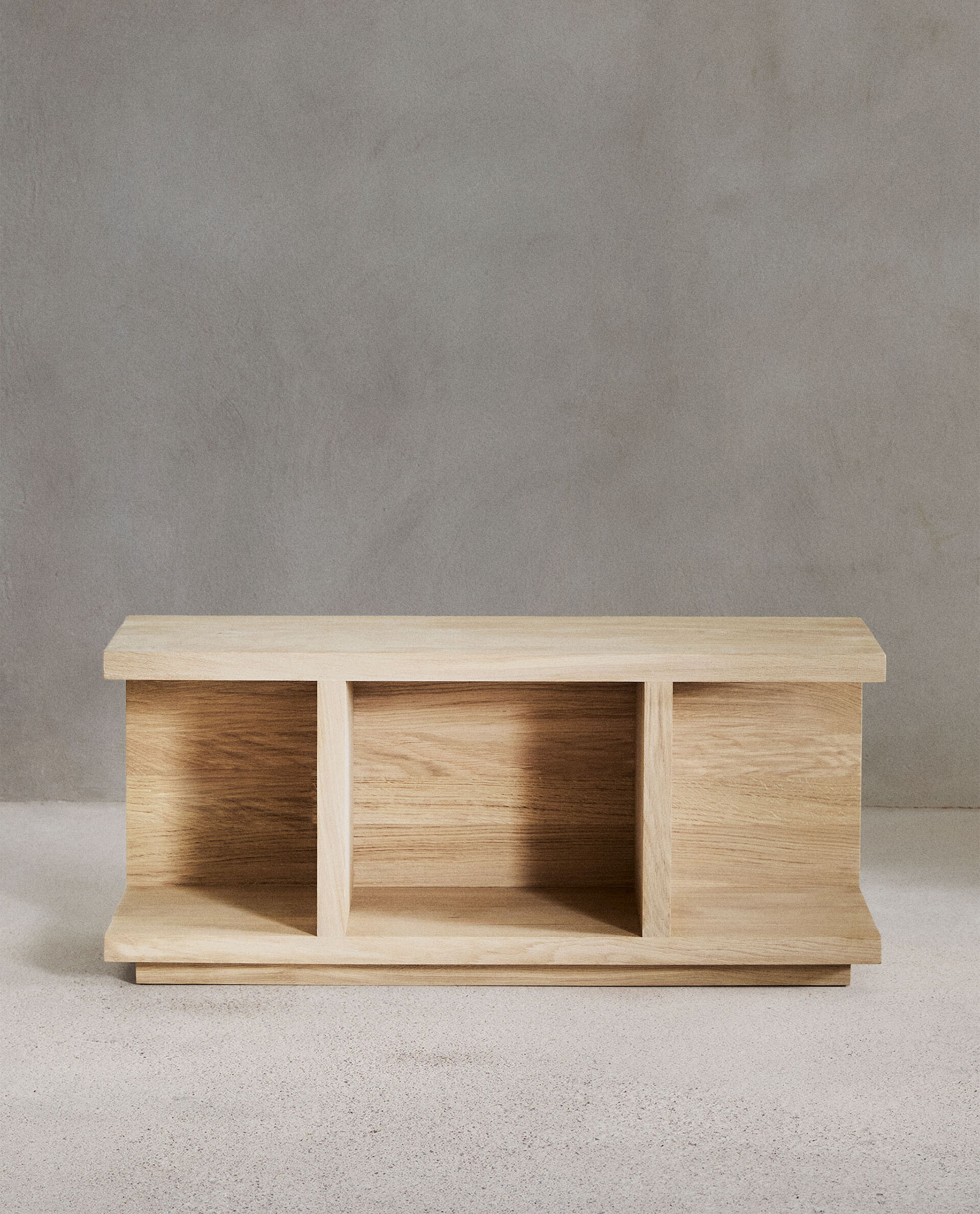 LIBRARY SYSTEM 01 | Zara Home UAE - ABU DHABI/AL AIN/RAS AL-KHAIMAH