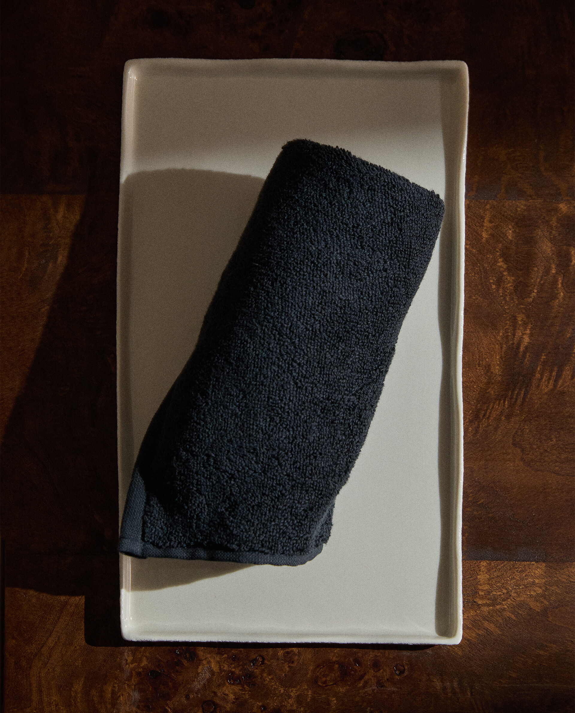 TEXTURED CERAMIC BATHROOM TRAY Zara Home UAE ABU DHABI/AL AIN/RAS