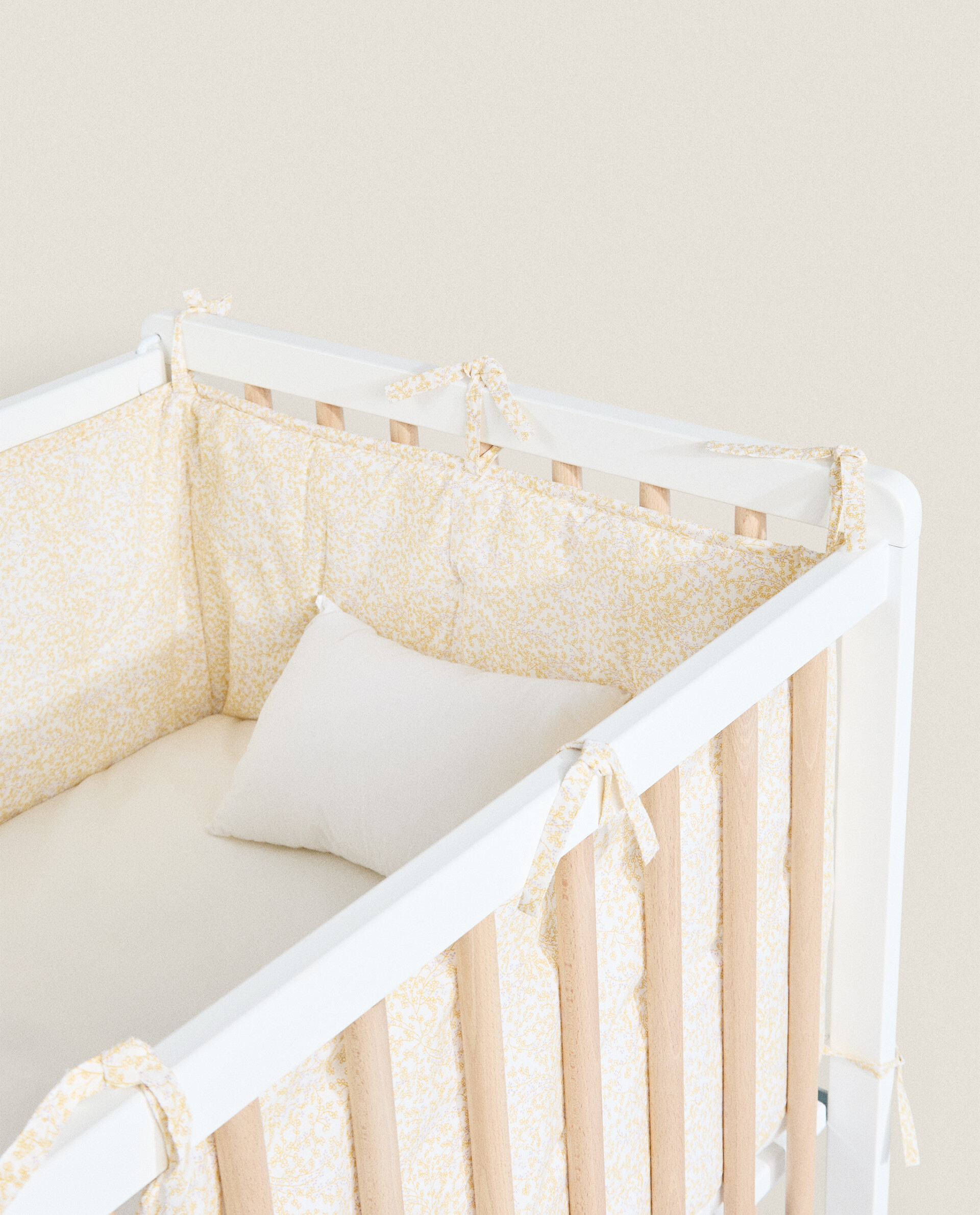 Floral cot bumper online