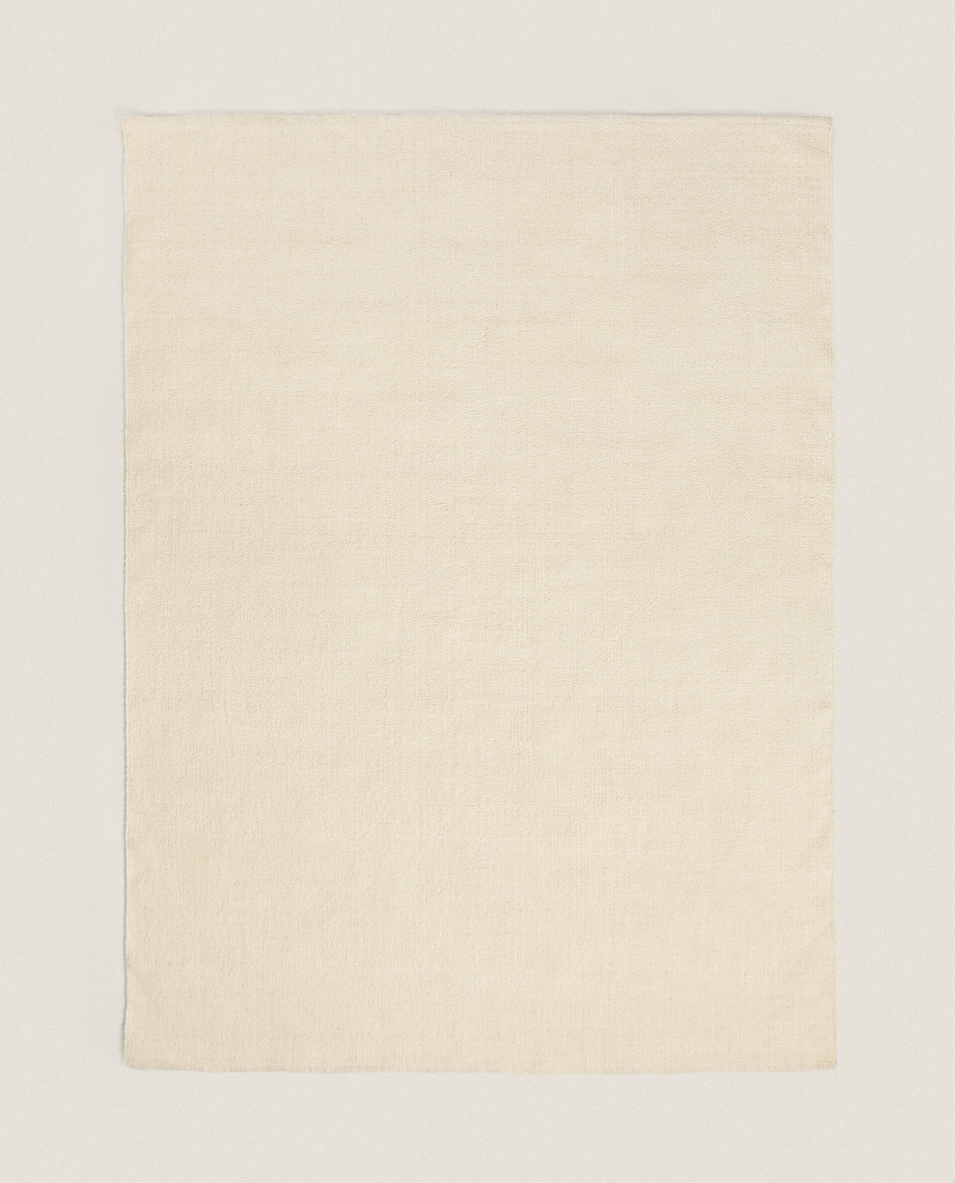 PLAIN WOOL RUG
