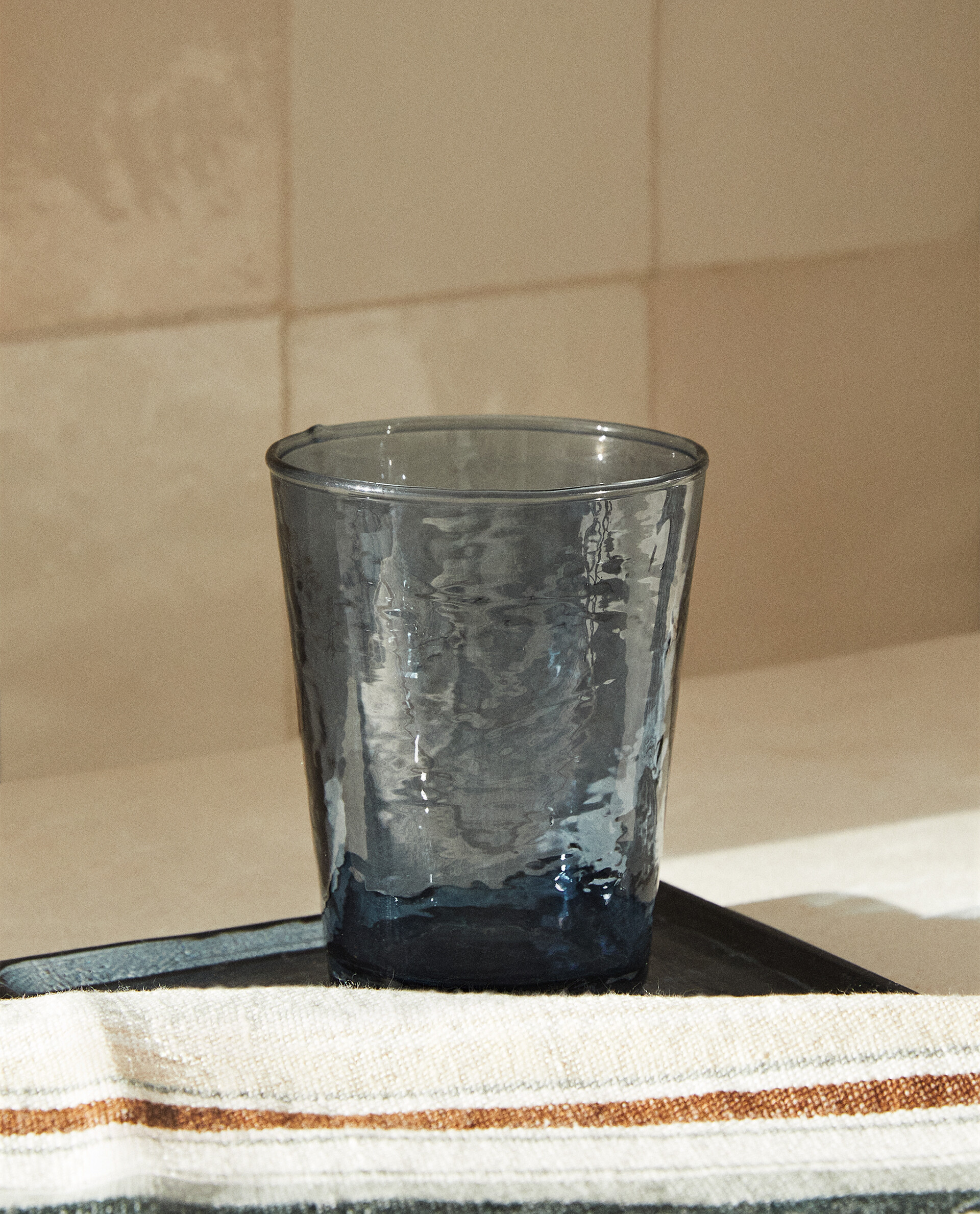 Vaso Para Cepillos De Dientes Zone Denmark Time - Diseño Hormigón 8x9.8 Cm