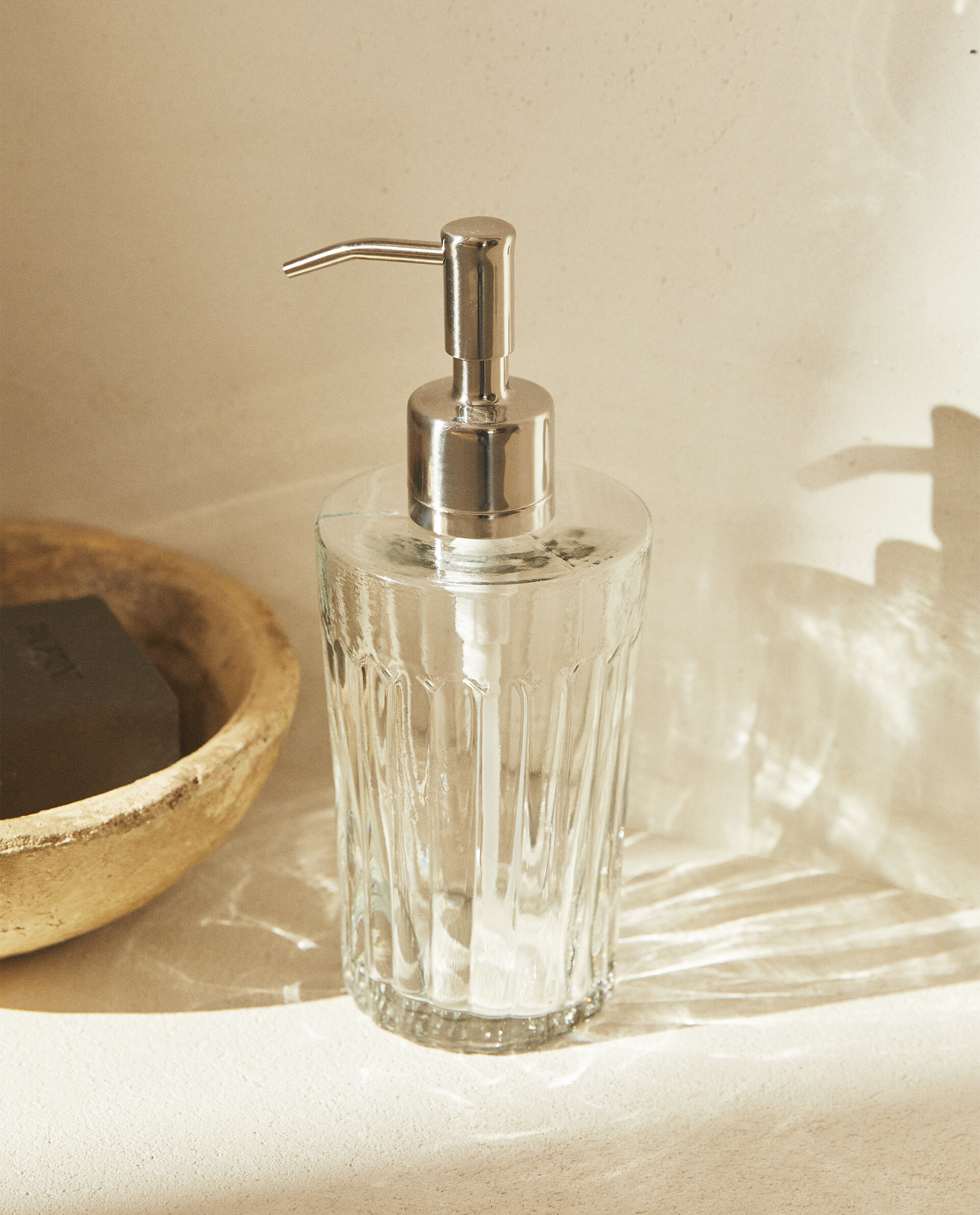 GLASS BATHROOM SOAP DISPENSER
