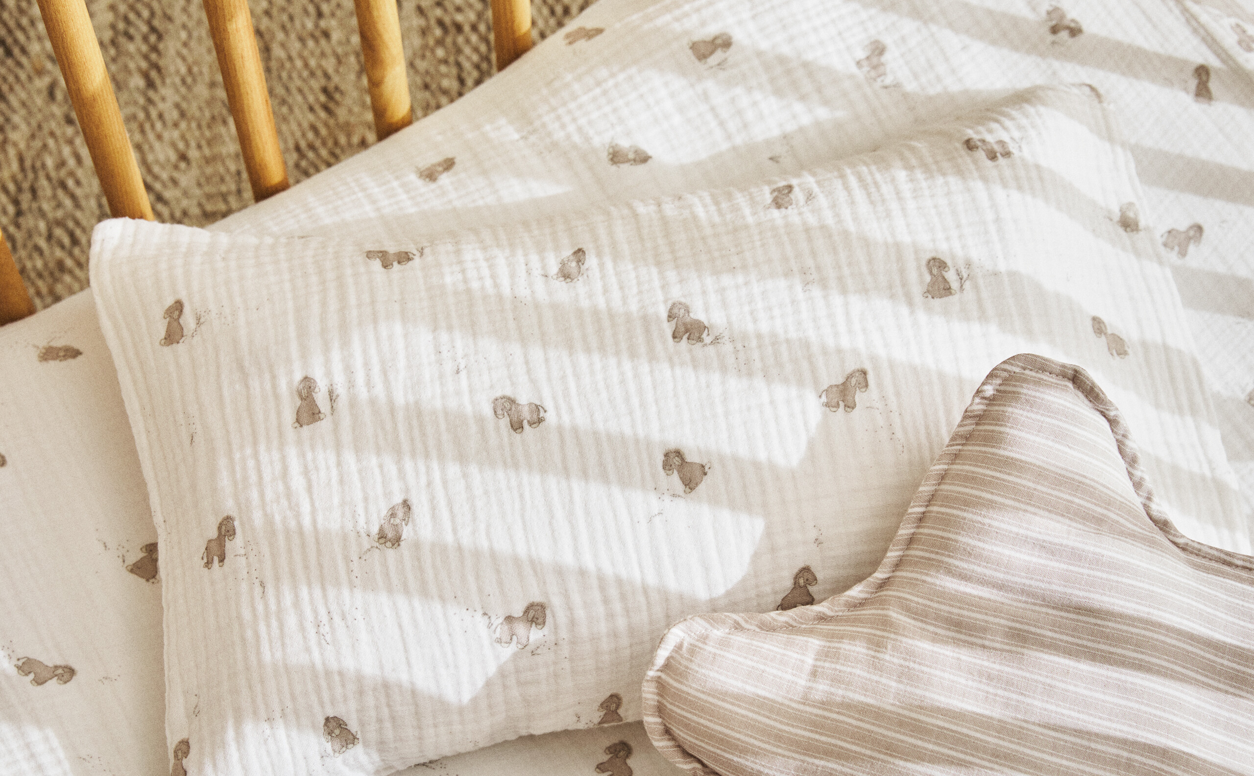 Zara baby bedding top