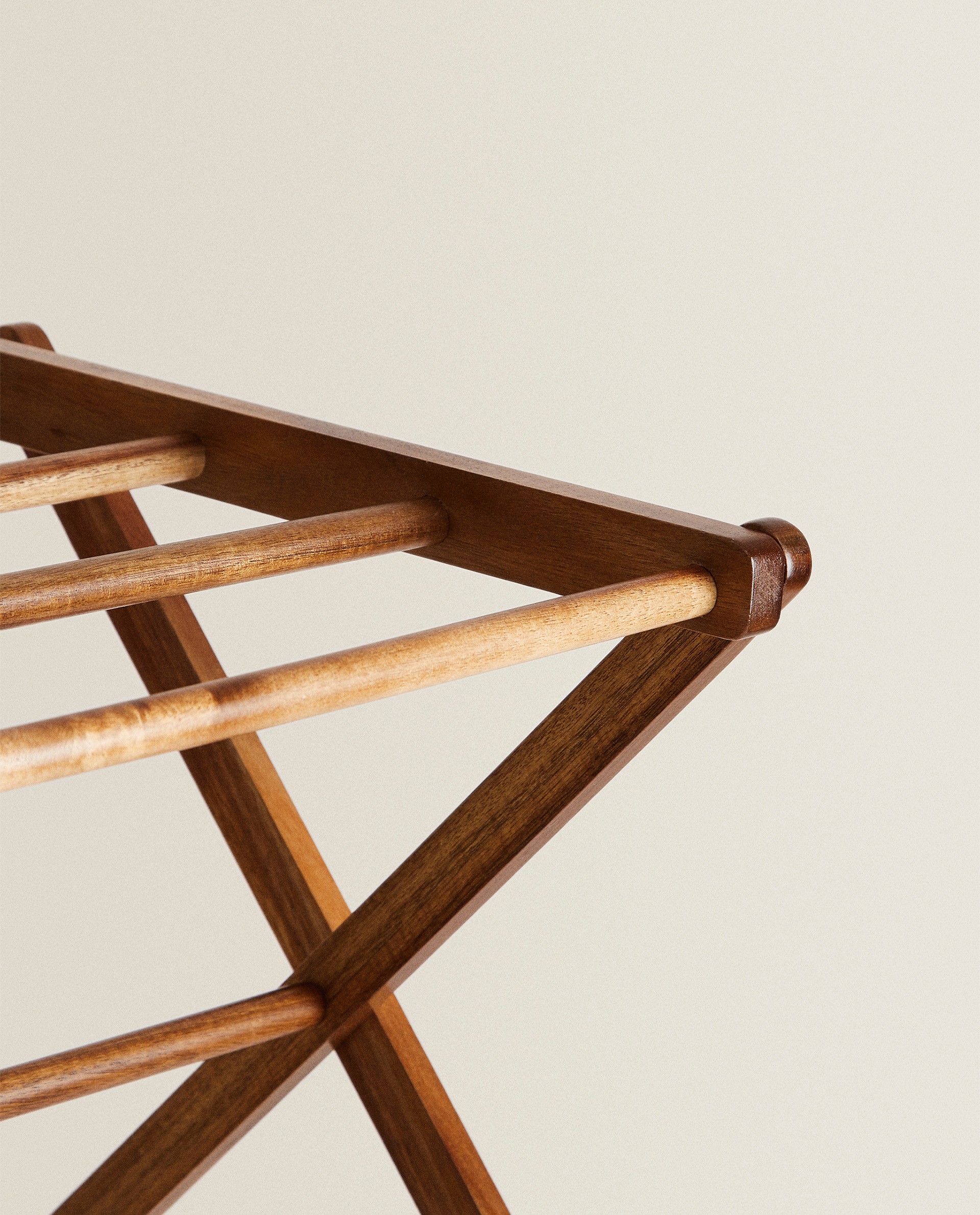 VERTICAL FOLDING WOODEN DRYING RACK