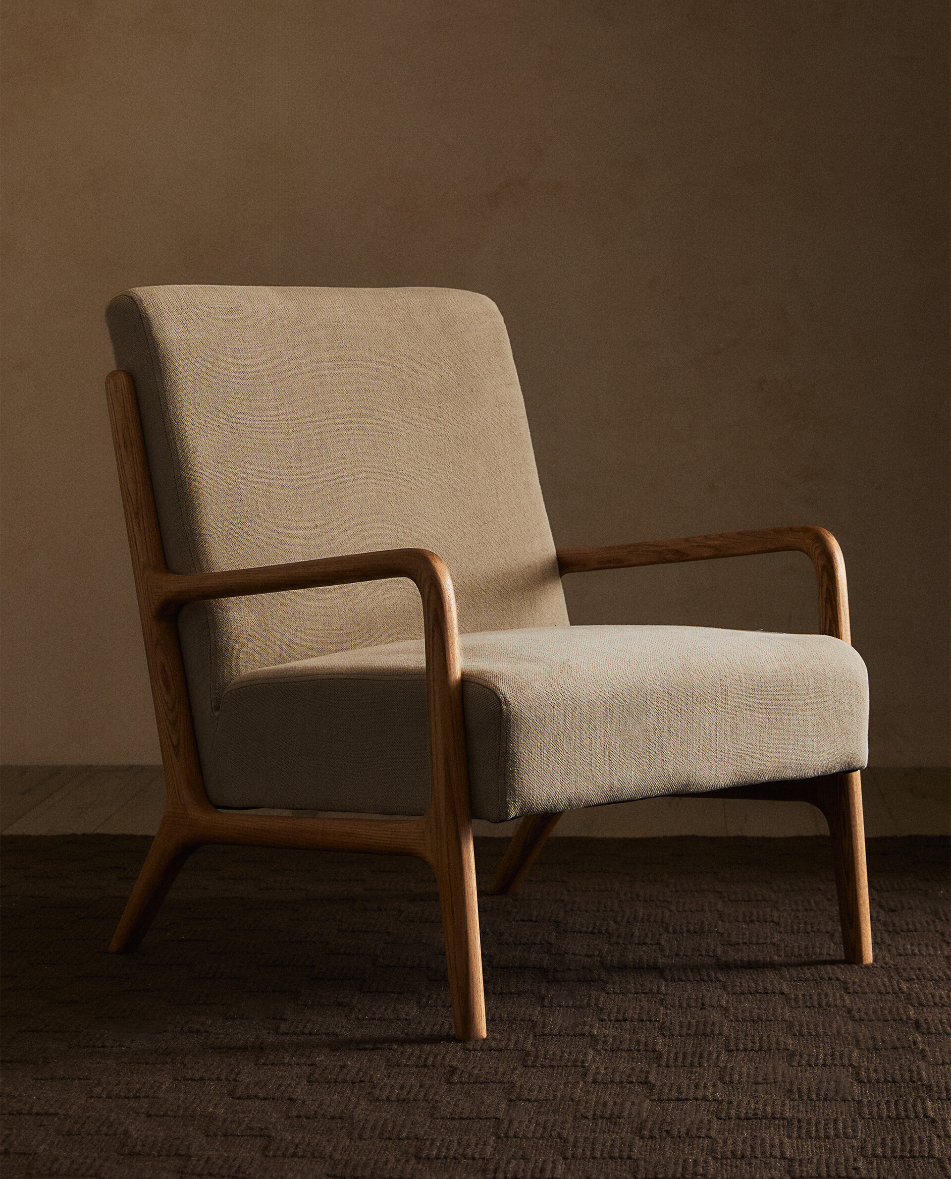 ASH WOOD LINEN ARMCHAIR | Zara Home United States of America